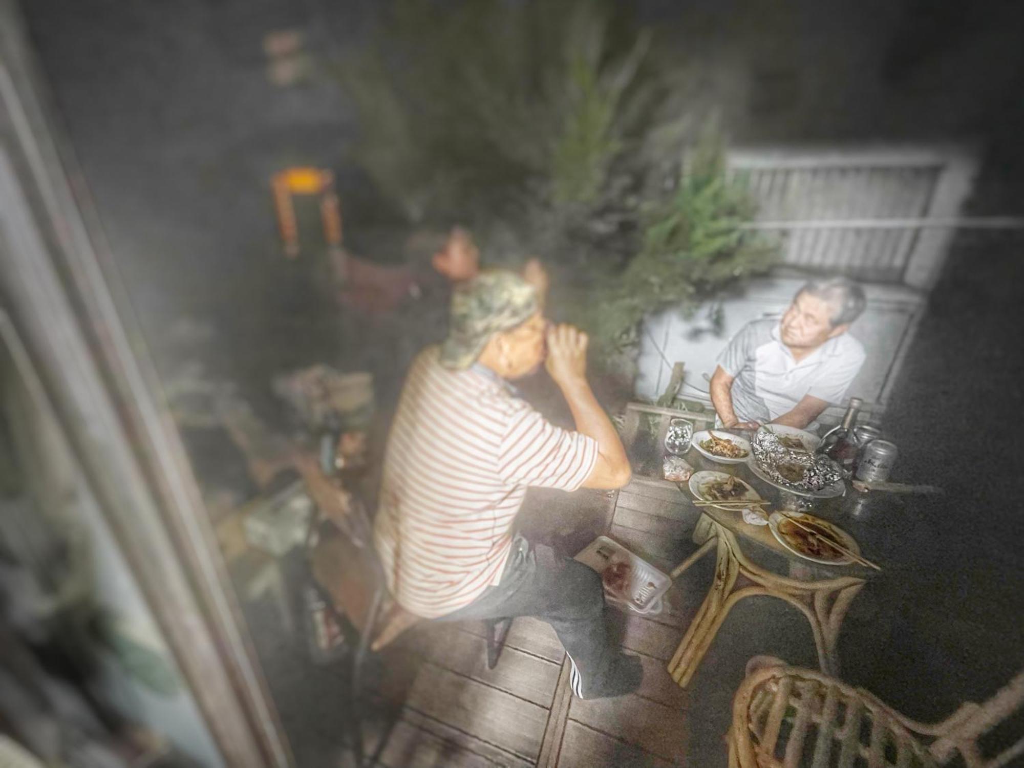 Tatami & Living Equipped With Multinational Tv And Fire, Bbq Corner In Downtown House *
